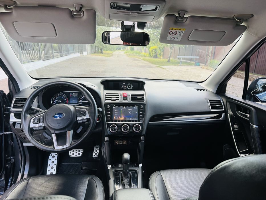 Subaru Forester 2016 идеальнейшее состояние Европа