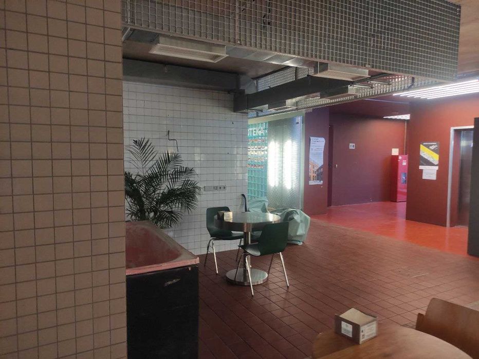 ТОП локація у Foodmarket Promprylad | Оренда торгової точки під їжу