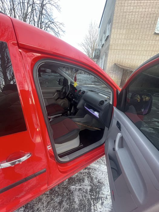 Фольксваген кадди в доглянутому стані