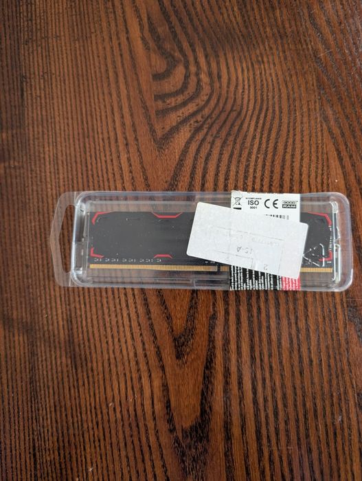 Модуль пам'яті DDR4 8GB/ 2133 GOODRAM Iridium Black (IR-2133D464L15S/8