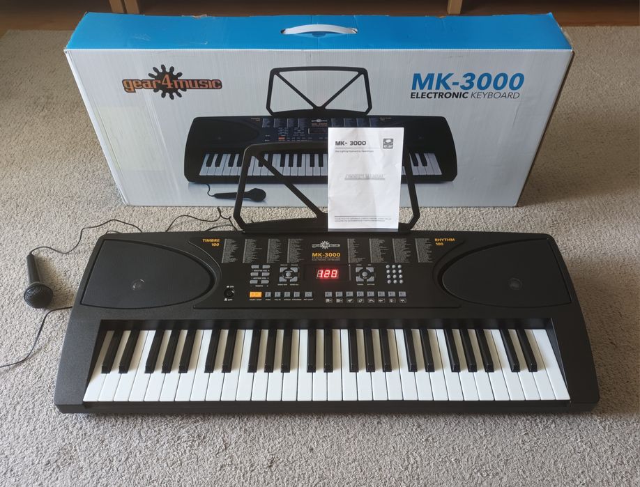 Teclado musical portátil MK-3000 da Gear4music.