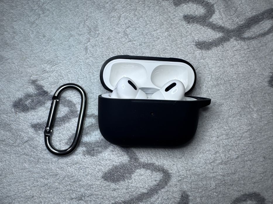 Чохли для AirPods Pro / Pro 2 / AirPods 3