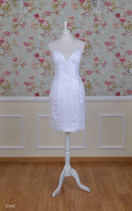 Vestido de Noiva branco curto de renda Cerimonia Noiva (Novo)