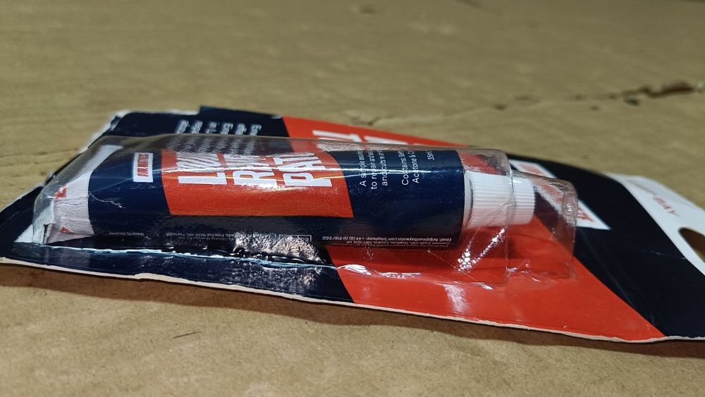 Klej do naprawy materaców dmuchanych pontonów