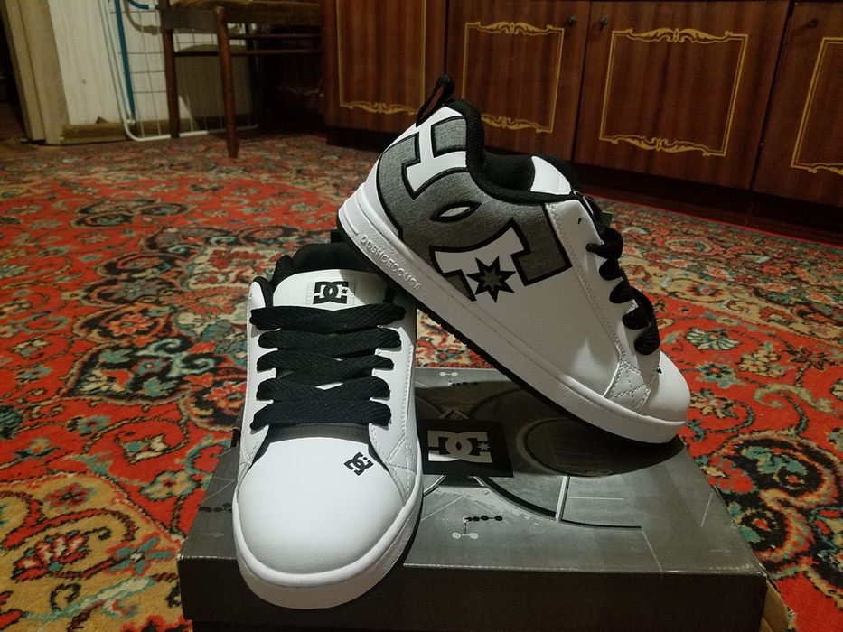 Кроссівкі DC court