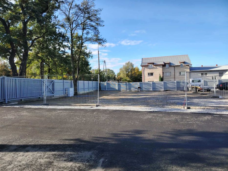 Plac do wynajęcia 450 m2 z możliwością postawienia kontenera jako biuro