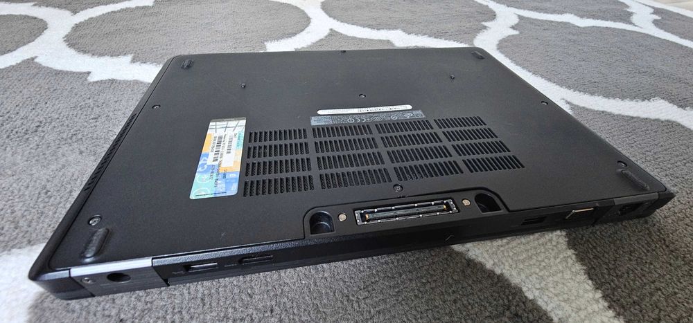 DELL 15,6/HD/16GB/512ssD/Win11/HDMI/WIFI/Bluetooth/Bateria7godzin