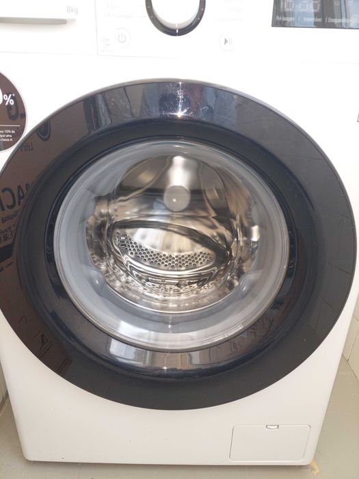 Maquina de lavar a roupa LG 8 kg