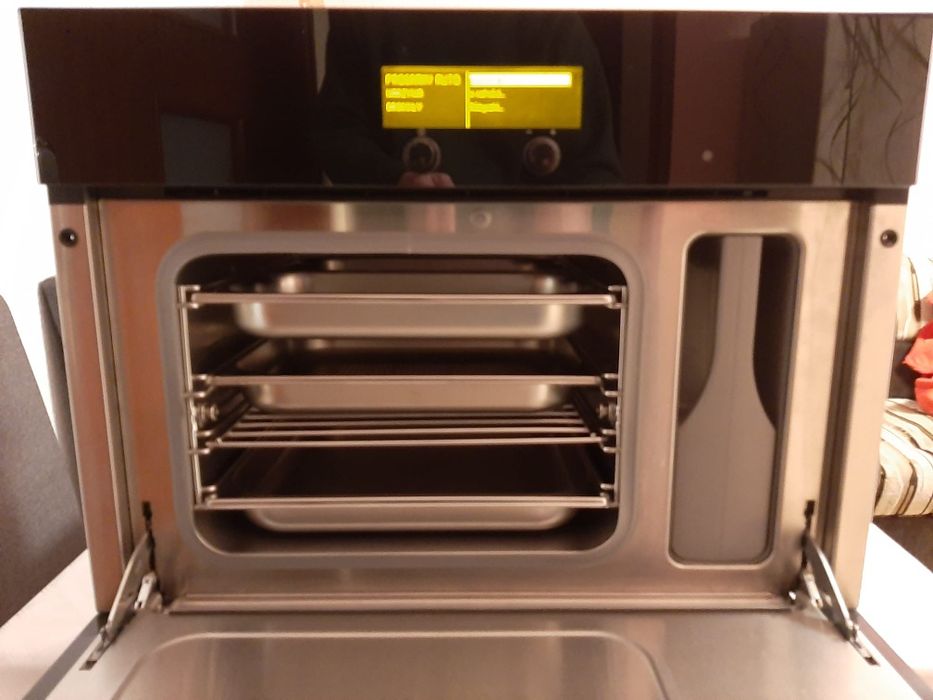 Parowar piekarnik parowy Miele DG 4060