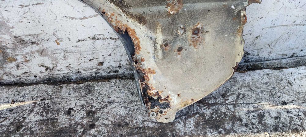 Volkswagen VW Golf II 2 5D Błotnik Lewy Przód Lewy Przedni LP Biały