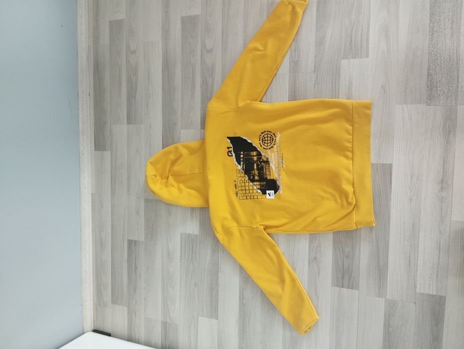 Sprzedam żółtą bluzę M