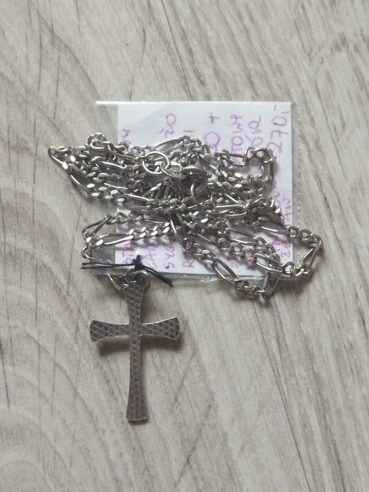 Srebrny łańcuszek figaro z krzyżykiem – elegancki zestaw męski - srebro 925