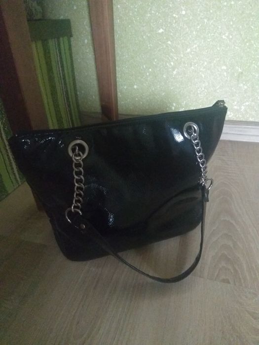 Nine West Skórzana torebka na ramię