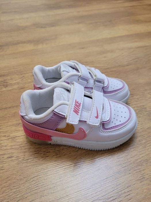 Кросівки Nike з підсвіткою дитячі 24 р.