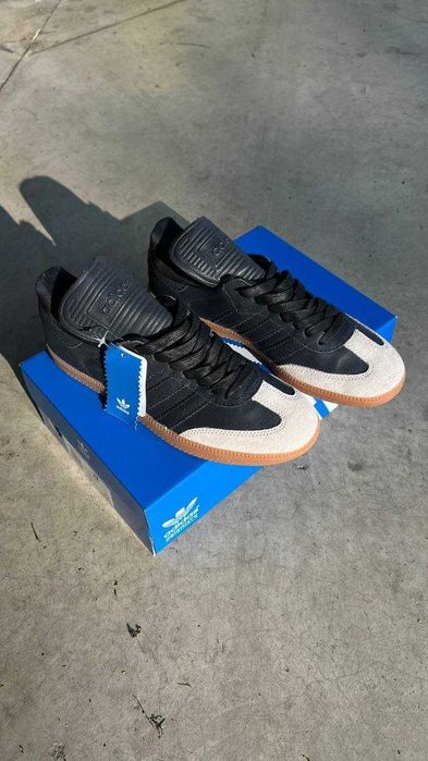 Чоловічі Кросівки Pharrell Williams x Adidas Samba Humanrace 40-45