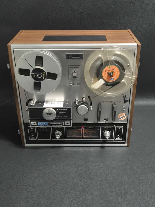 Magnetofon Akai X-201D z szpulami
