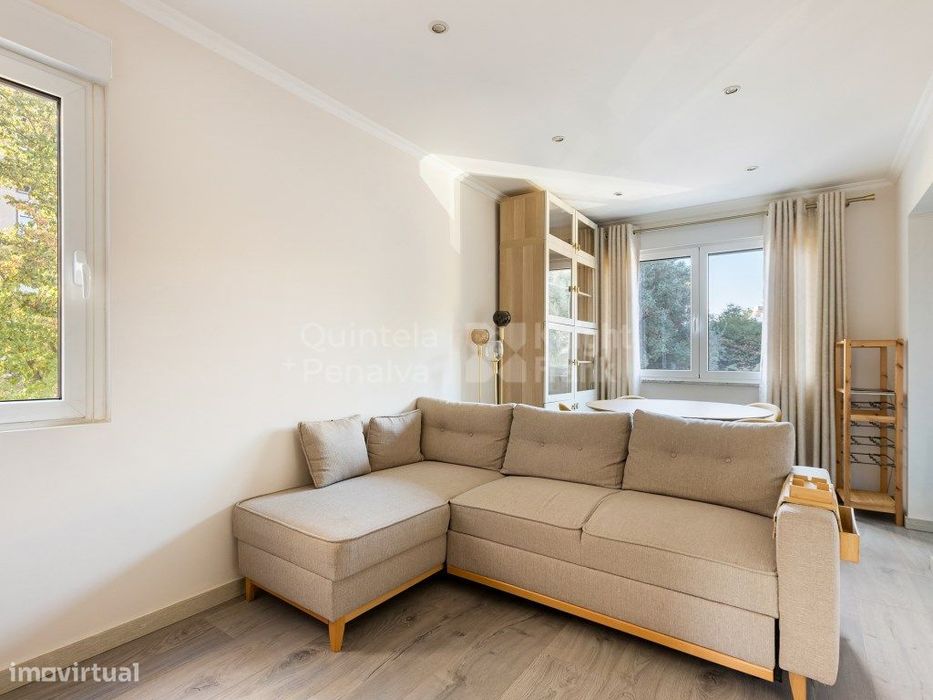 Apartamento T2+1 para arrendamento mobilado na Encarnação