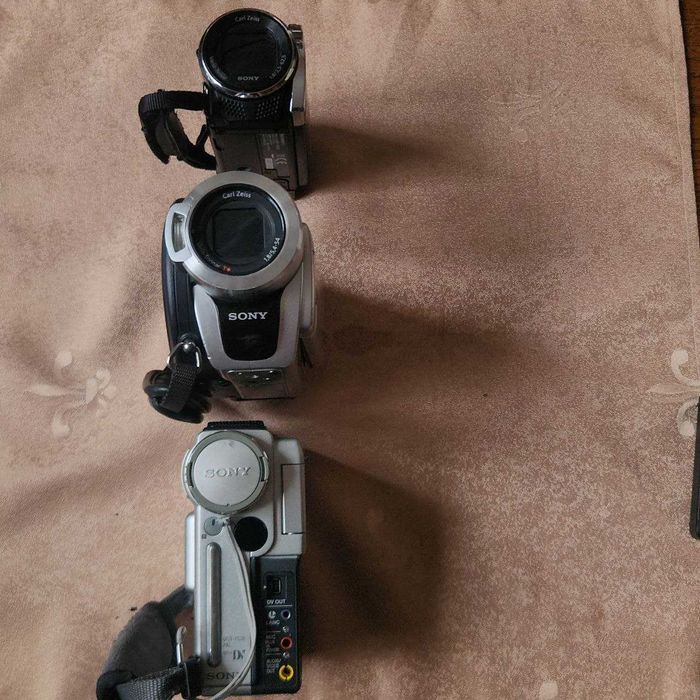 Видеокамера Sony HDR-CX190 + DCR-DVD508 + DCR-PC3E