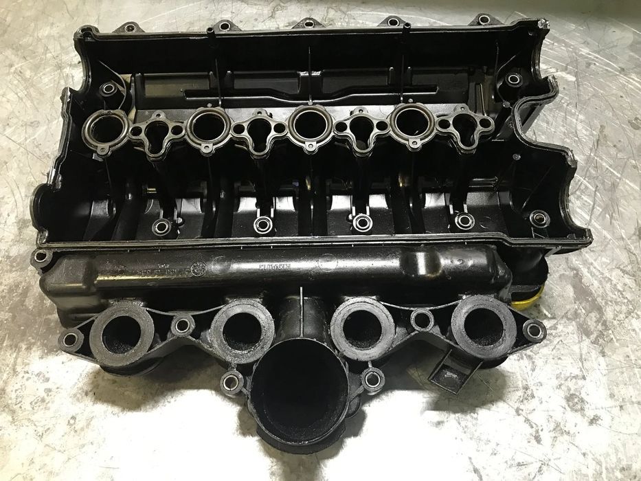 TAMPA DAS VALVULAS / COLECTOR COLETOR ADMISSÃO RENAULT 2.2DCI 2.5DCI