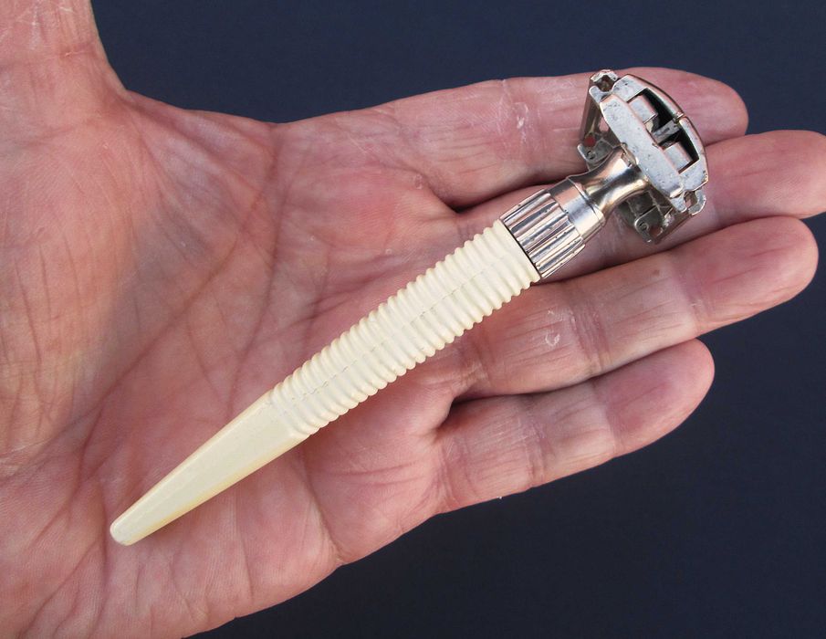 Antiga (60's) GILLETTE Slim Twist Maquina de Barbear com Lamina