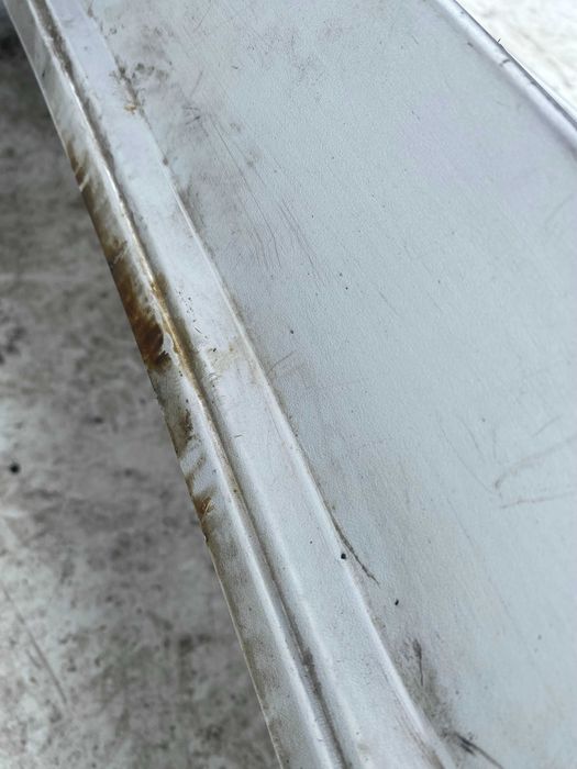 Mitsubishi Colt Zderzak Tylny Tył Srebrny Kod lakieru: 08H