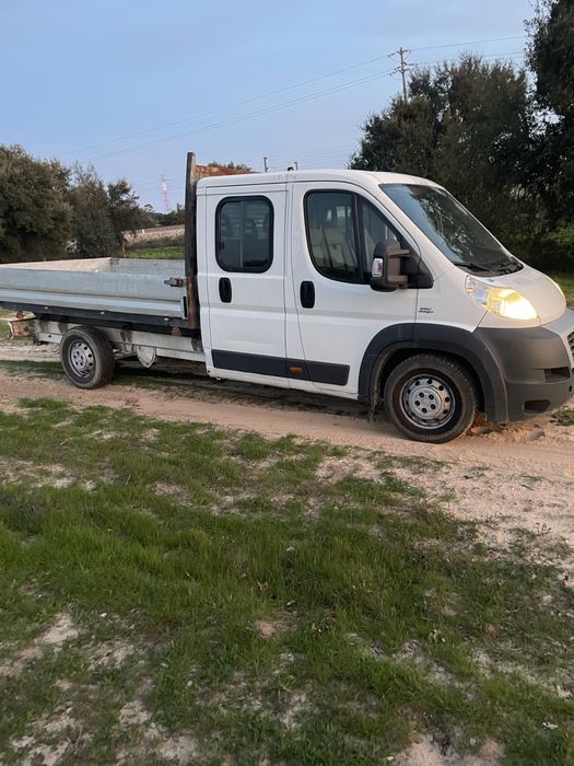 - 7 Lugares.-  Fiat Ducato Maxi 3.0 d  180 Multijet Apenas 168000 kms)