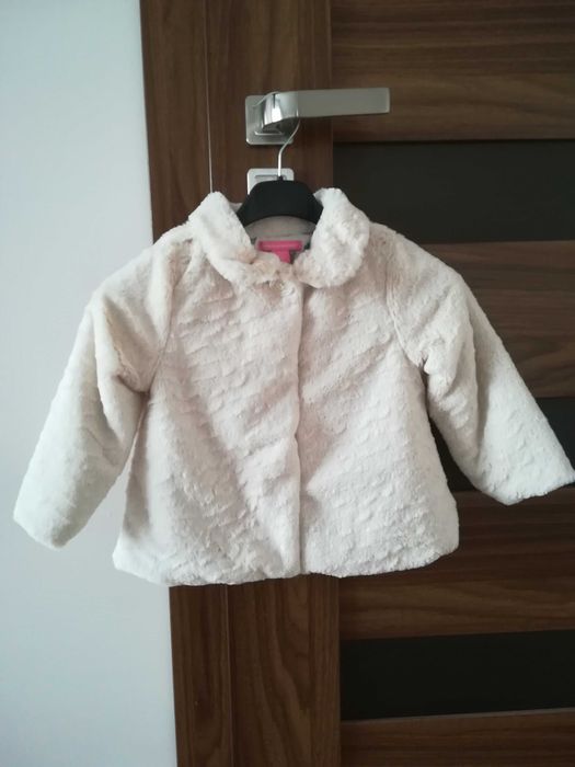 Kremowe futerko roz. 86