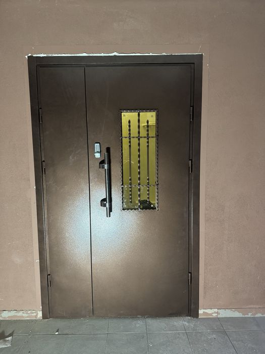 Двері  вхідні ,технічні , тамбурні з кодовим замком,мдф ,противопожежн
