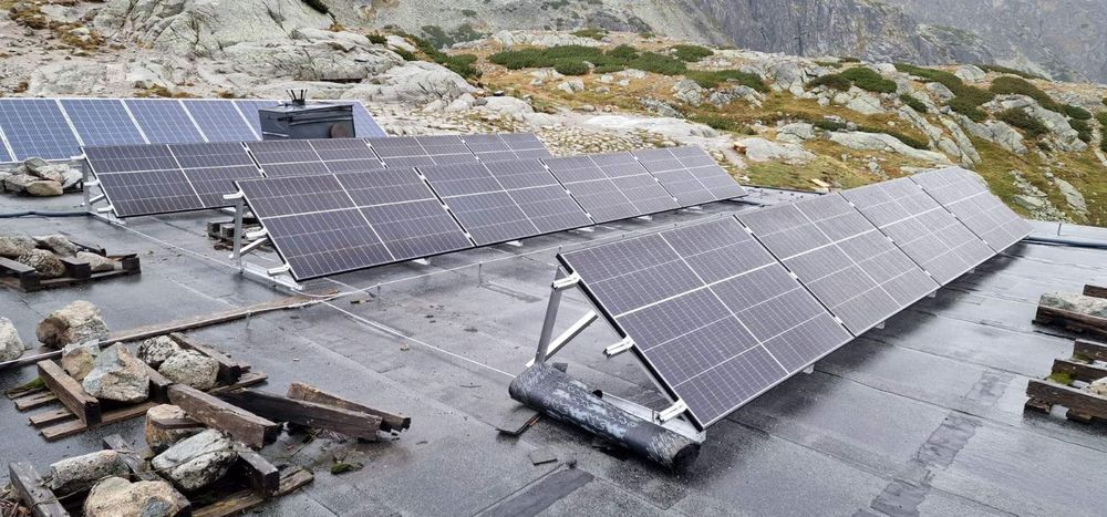 Сонячні панелі нові