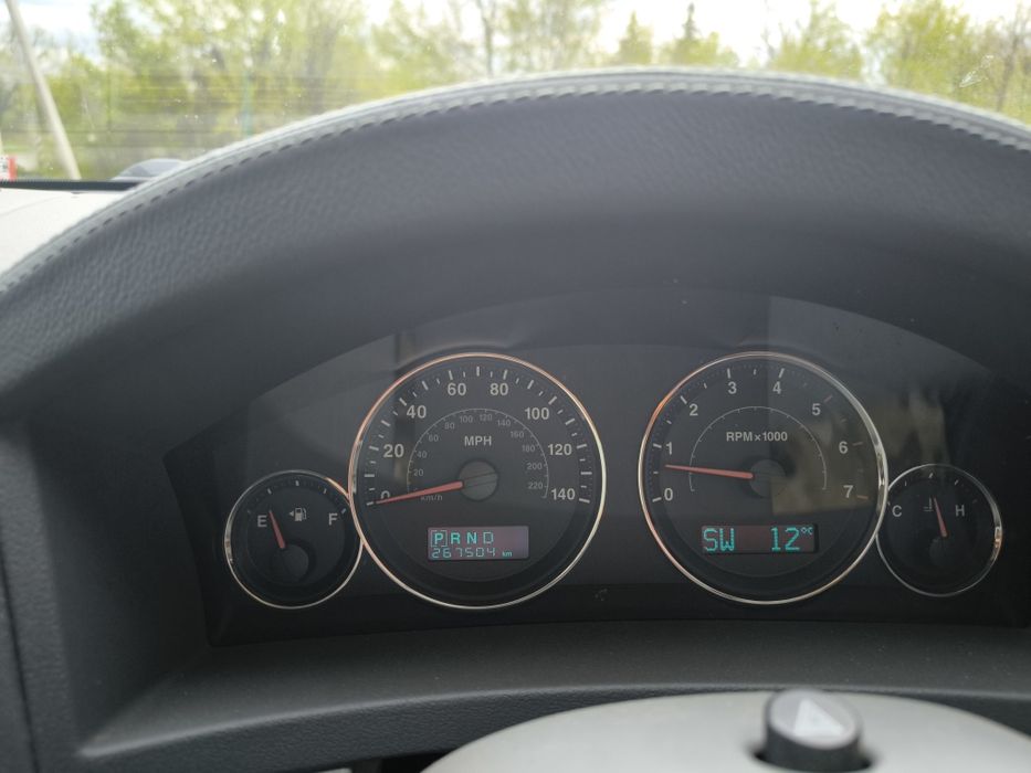 Продам JEEP WK 3.0 D