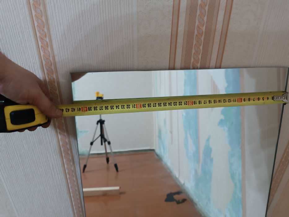 Продам зеркала со шкафа