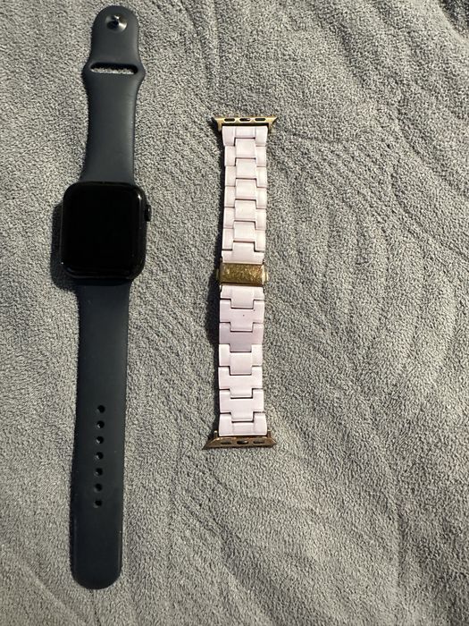 Apple Watch SE (GPS, 2‑го поколения)