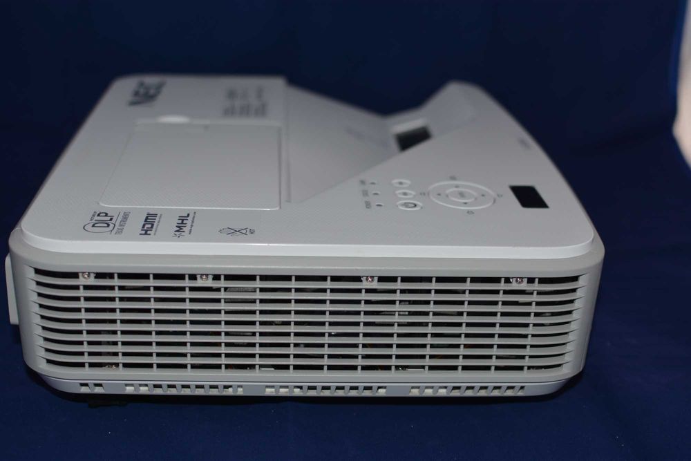 Projektor DLP NEC U321H biały