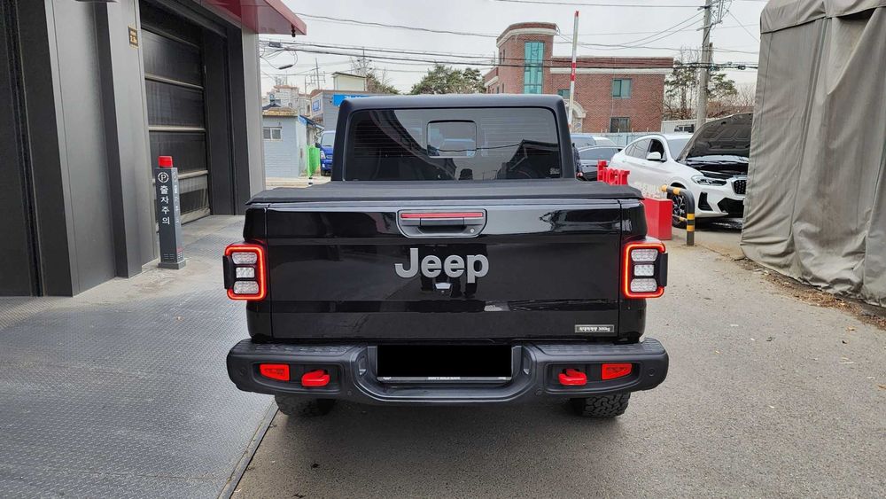 Продам пікап Jeep Gladiator Rubicon 2021