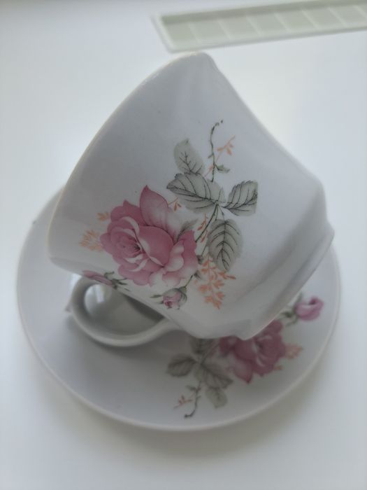 Набор чашек кофейно-чайных.