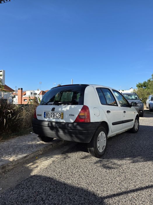 Renault clio 1.2 — photo 4