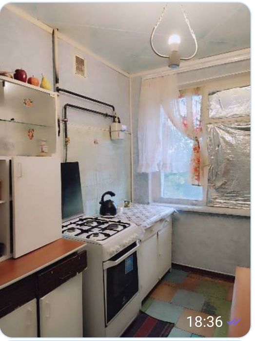 Продається 2х кім. квартира на  4Заріному