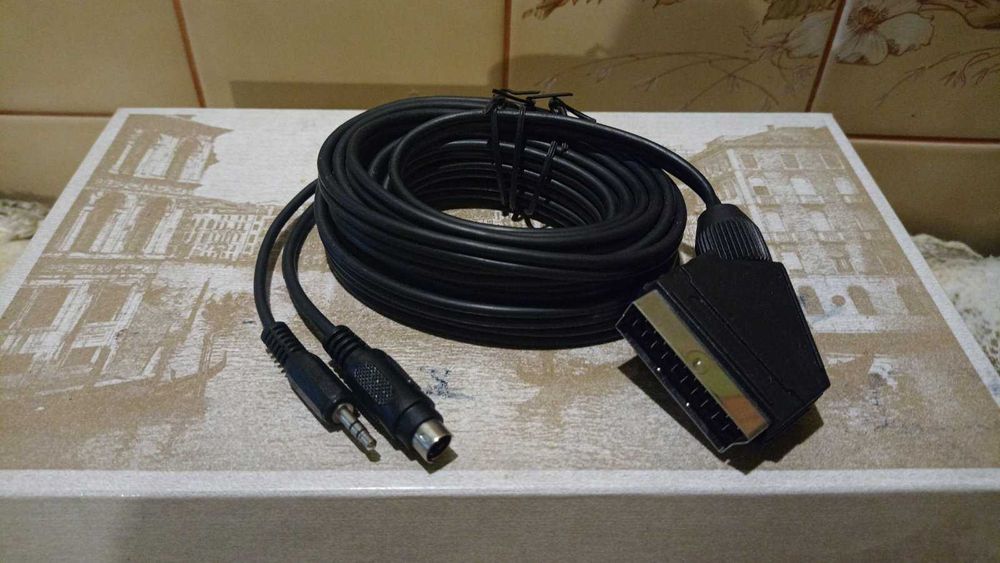 Kabel Scart + SVHS + jack 3,5mm 5 m