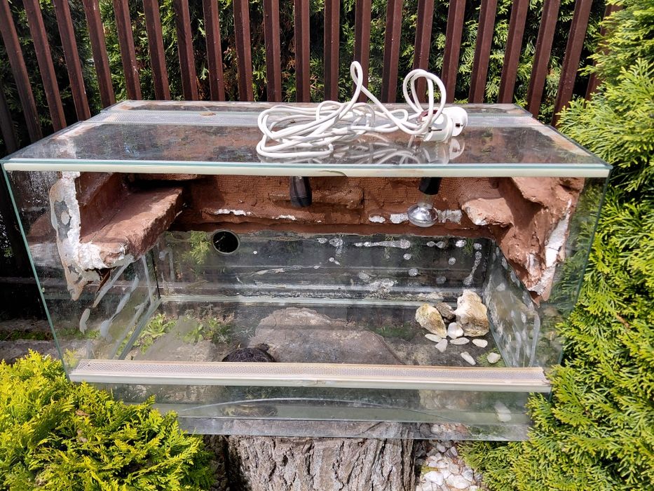 Terrarium      80x40x50 +2 szyby przesuwane