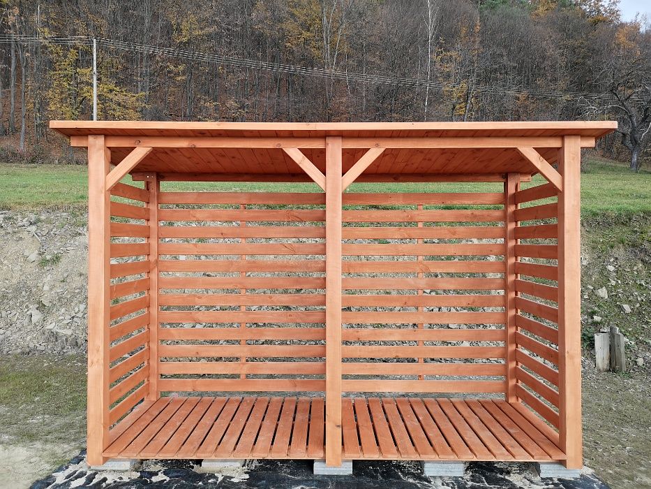 Drewutnia drewniana 3,14 x 1,1m na drewno kominkowe, wiata na drewno