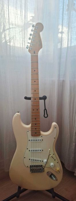 Fender Stratocaster Mexico 1995 Arctic Withe
