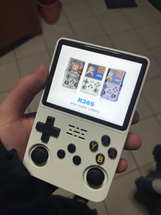 Consola com +10.000 jogos (PSP,NITENDO…)