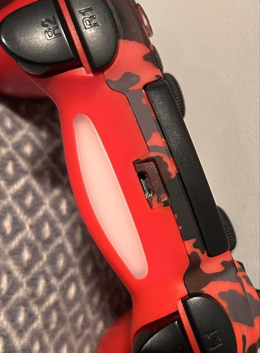 Pad Cobra camo red