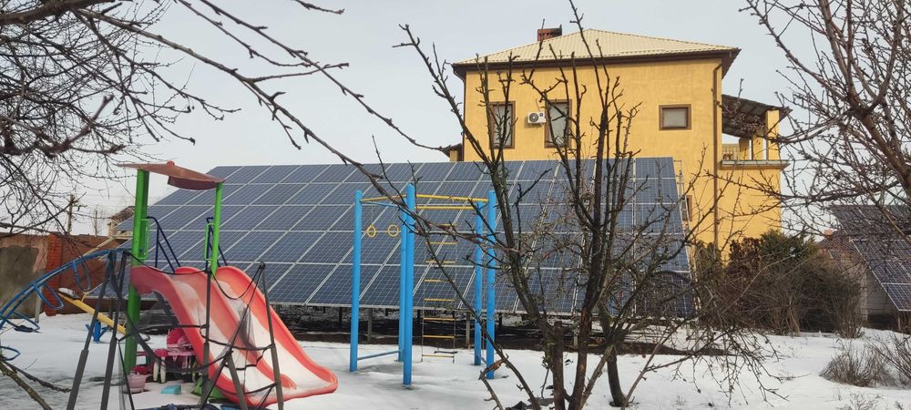 Продам капитальный дом новой постройки 10 минут к морю с газом .