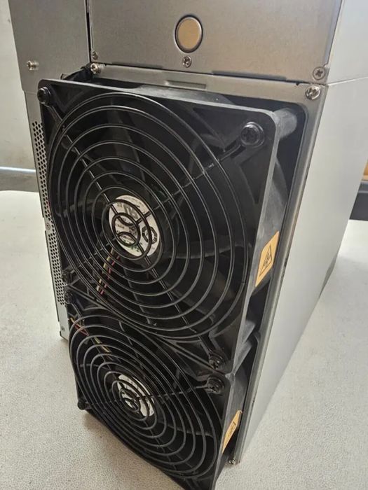 S19J Pro+ 120TH BTC ASIC Miner Mineração