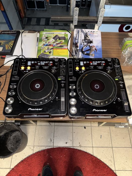 Par Pioneer CDJ-1000MK3 – leitores CD DJ profissionais
