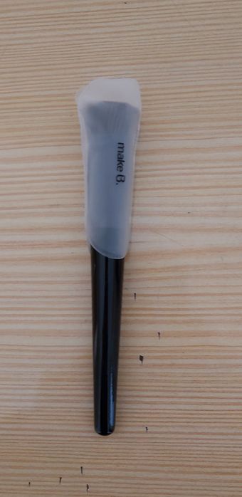 Pincel para base da Boticário Novo
