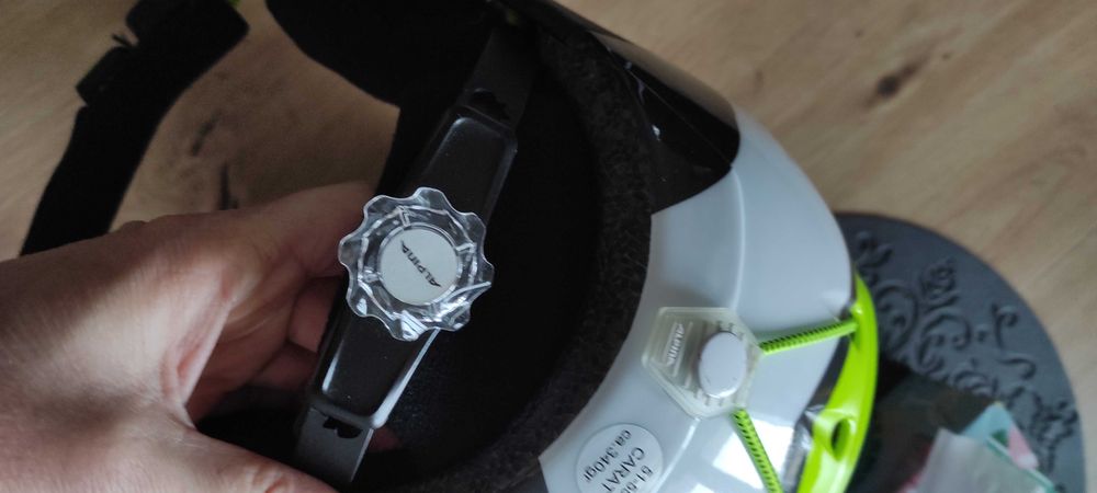 Kask narciarski dziecięcy Alpina