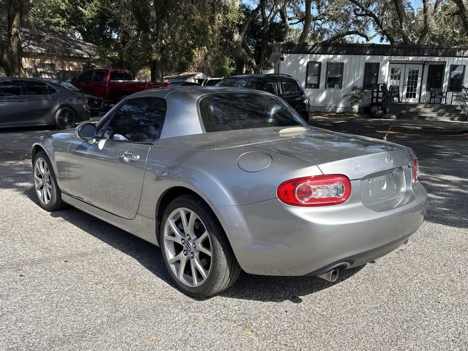 Mazda MX-5 Miata Grand Touring      2013