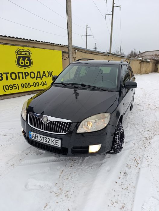 Шкода Фабия 1 .4 с газом 2008 год